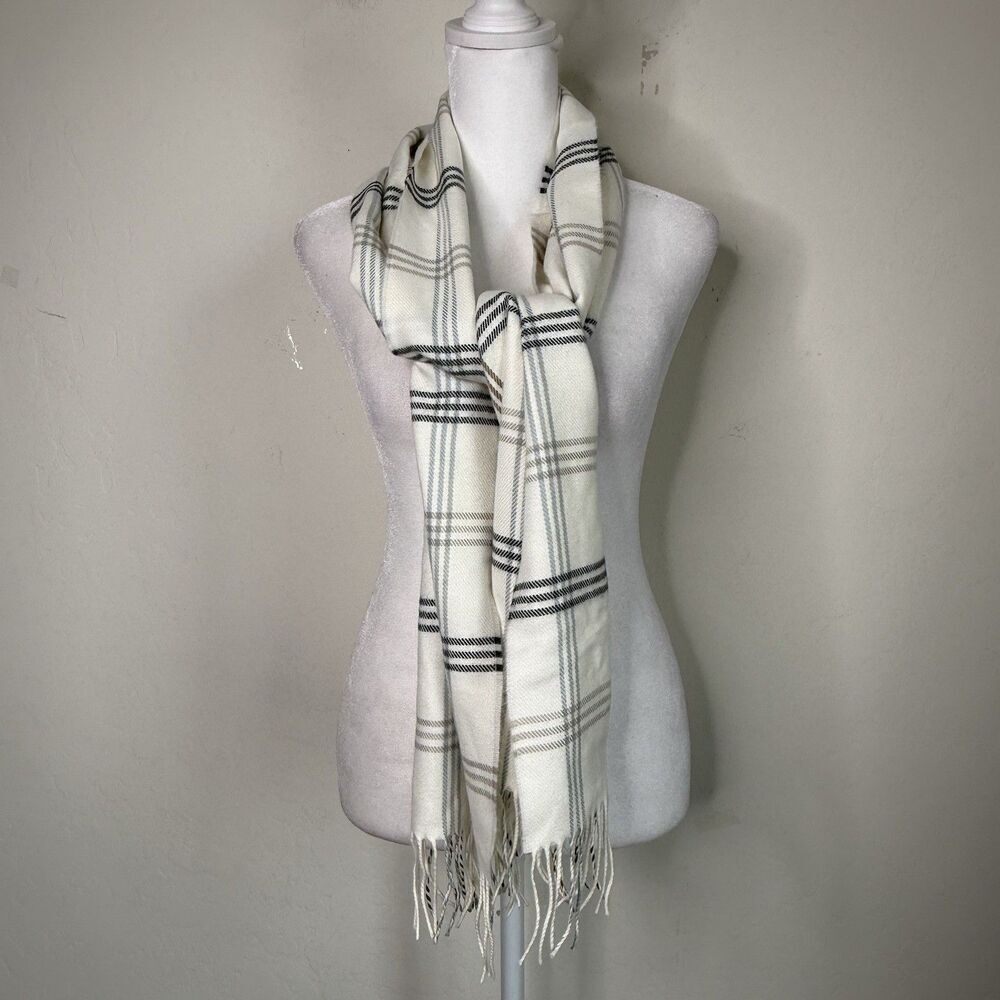 100% Cashmere Scotland Made Ivory Plaid Check Fringe Scarf Quiet Luxury Cozygirl